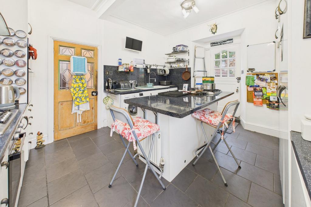Kitchen/Breakfast