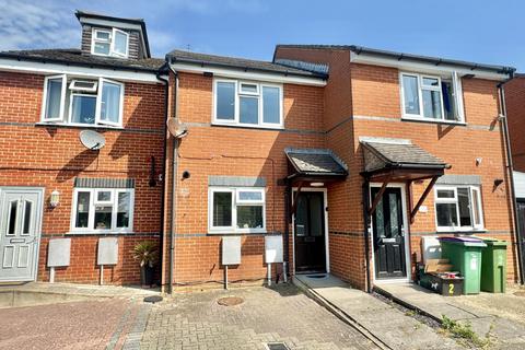 1 The Waltons, Folkestone, CT19 5QF