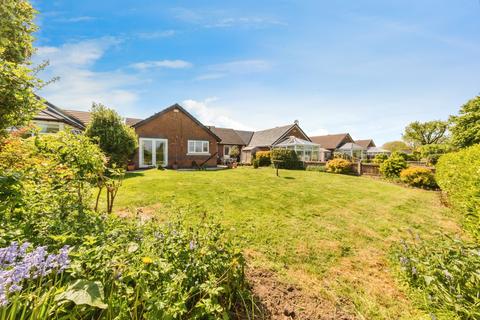 23 Elm Drive, Holmes Chapel, Crewe, CW4 7QA