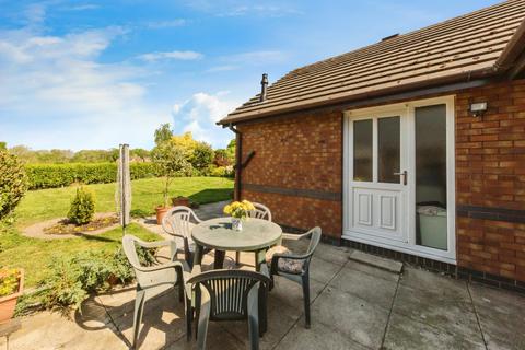 23 Elm Drive, Holmes Chapel, Crewe, CW4 7QA