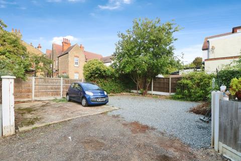 2 bedroom apartment for sale, Cobham Road, Essex SS0