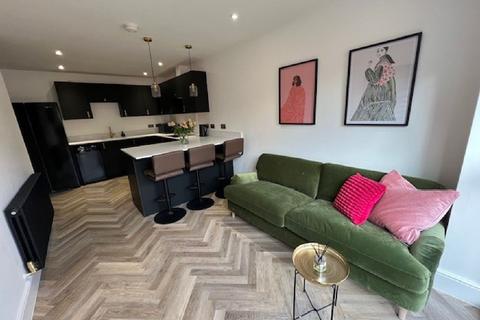 5 bedroom detached house to rent, Bristol BS16