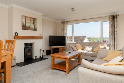 4 Highfield, Lapford, Crediton, EX17 6PY