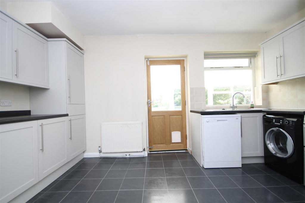 .kitchen2.JPG