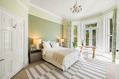 2 bedroom flat for sale, Trinity Crescent, Folkestone, CT20