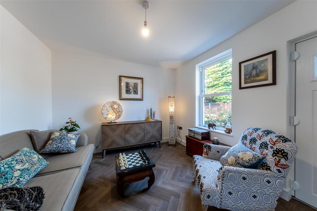14 Burgess Place-016.jpg