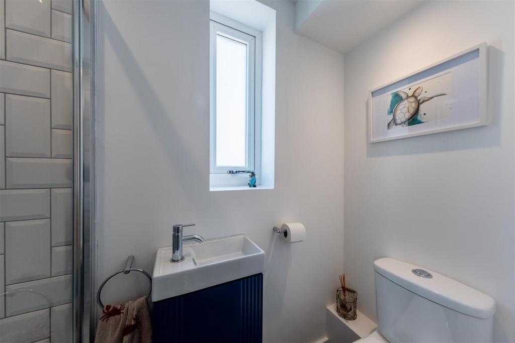 14 Burgess Place-033.jpg