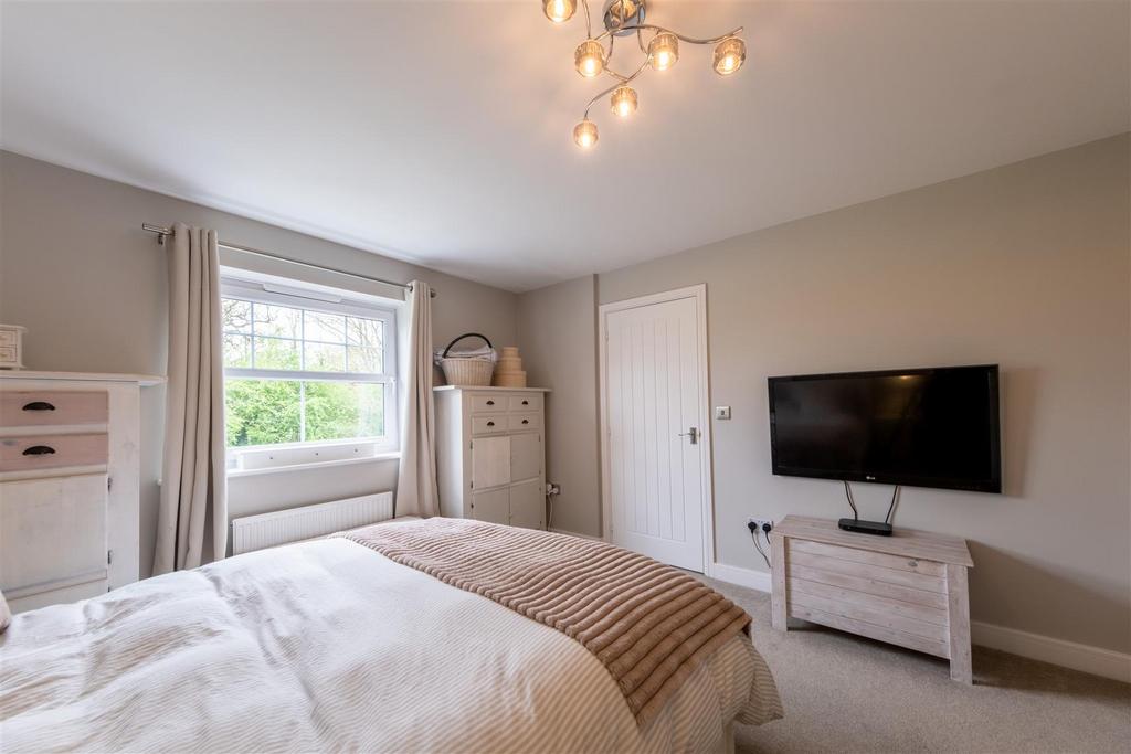 18 Williams Drive-020.jpg