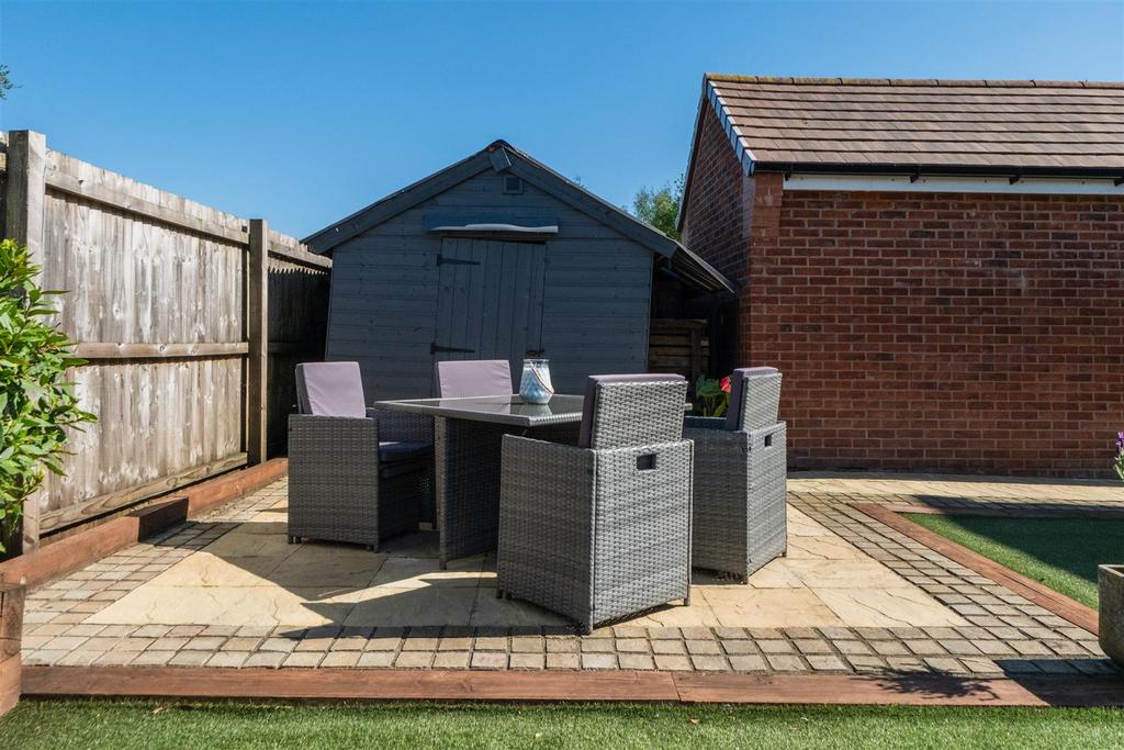 76 Ravencroft Street -058.jpg