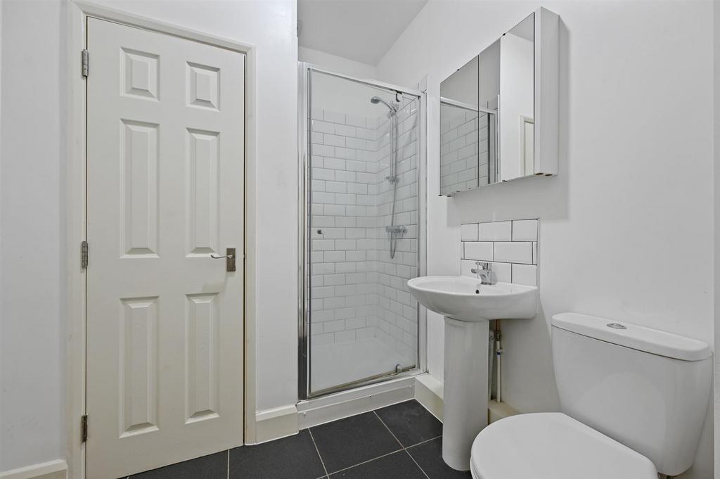 Shower Room.jpg