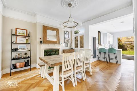 18 Sydney Road, Ealing, London, W13 9EY