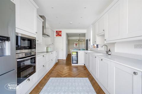 18 Sydney Road, Ealing, London, W13 9EY