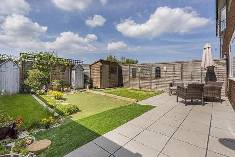 29 Vernon Close, Epsom, KT19 9LF