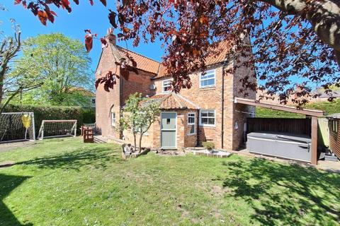 42 Low Moorgate, Rillington, Malton, YO17 8JW