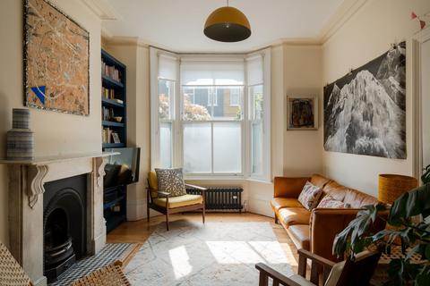 89 Park Grove Road, London, E11 4PT