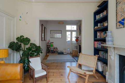 89 Park Grove Road, London, E11 4PT
