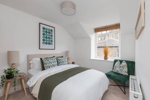 7 Gloucester Lane, Edinburgh, EH3 6ED