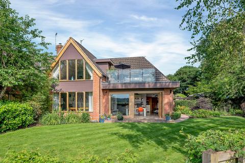 4 bedroom detached house for sale, Loughborough LE12