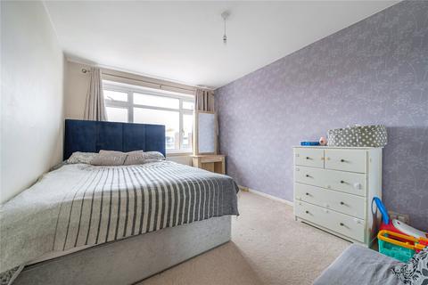 61b Warwick Road, Barnet, EN5 5EH