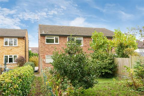 61b Warwick Road, Barnet, EN5 5EH