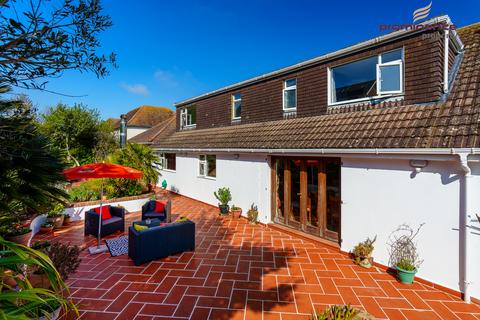 5 bedroom detached house for sale, Ashdown Avenue, Saltdean, Brighton