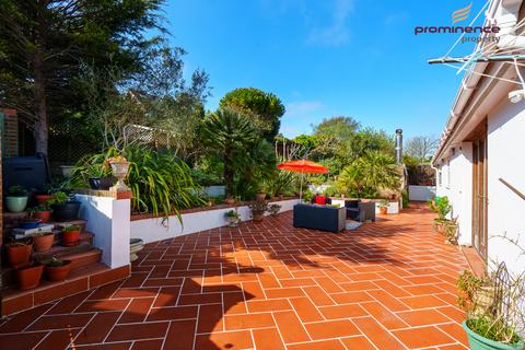 5 bedroom detached house for sale, Ashdown Avenue, Saltdean, Brighton