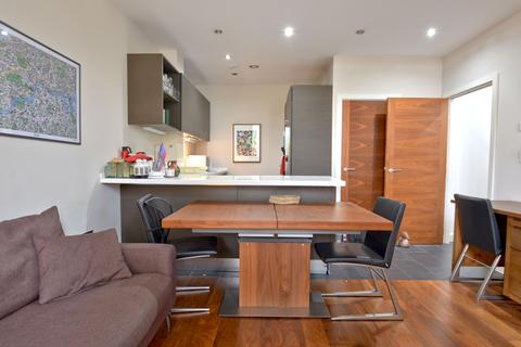 2 bedroom flat for sale, Highgate Road, Dartmouth Park, London NW5
