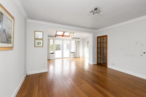 16 Cuiken Terrace, Penicuik, EH26 0DX