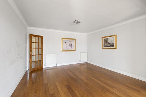 16 Cuiken Terrace, Penicuik, EH26 0DX
