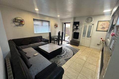 5 bedroom semi-detached house to rent, Nansen Road, Sparkhill B11