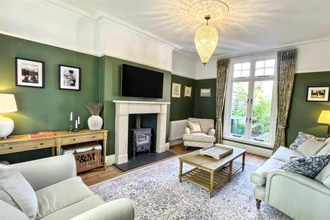 63 Cambridge Road, Birmingham, B13 9UE