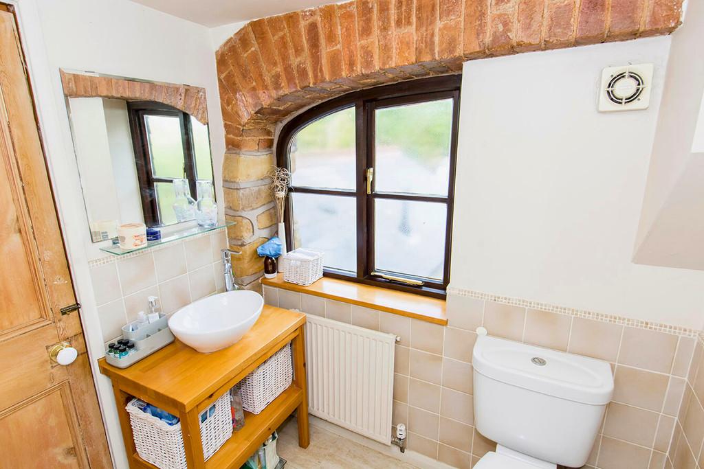 Ensuite Two