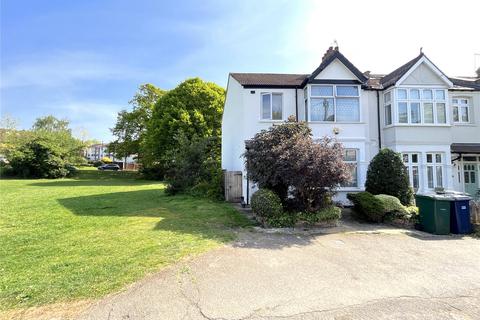 Shaftesbury Avenue, Barnet EN5
