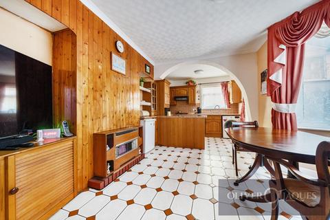 4 bedroom terraced house for sale, Alloa Road, London, SE8