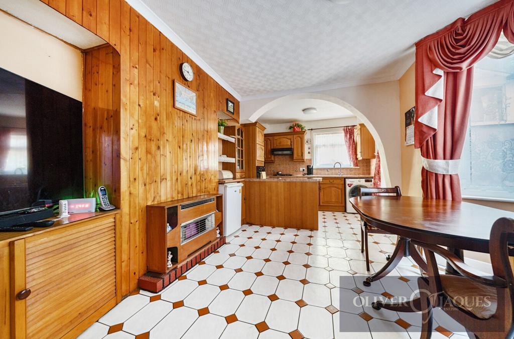 Breakfast Room