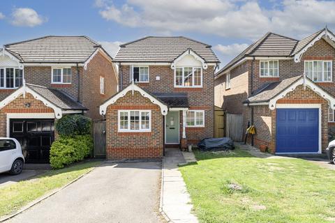 18 Bevan Hill, Chesham, HP5 2QS