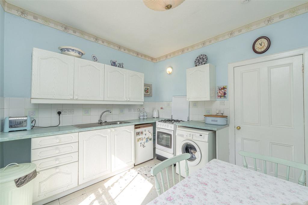 Kitchen/ Diner Alt