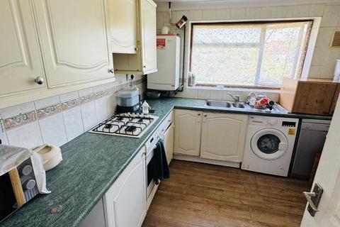 undefined, 15 Gilpin Way, UB3 5LZ