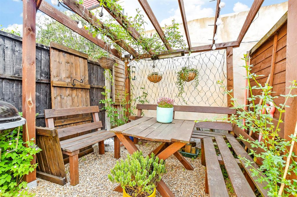 External Lifestyle Photograph