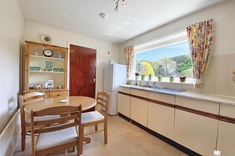 3 bedroom detached bungalow for sale, Glenview Avenue, Pembroke Dock