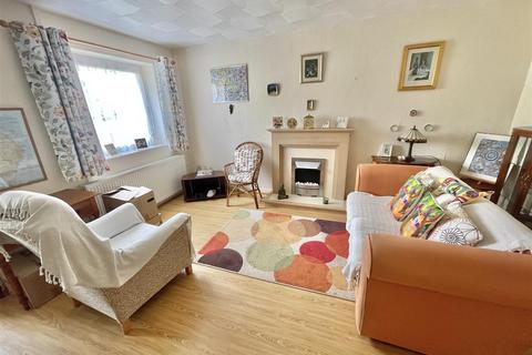 3 bedroom detached bungalow for sale, Glenview Avenue, Pembroke Dock