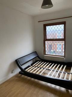undefined, Park Street, Luton LU1