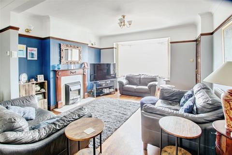 3 bedroom end of terrace house for sale, Chaytor Road, Consett, County Durham, DH8