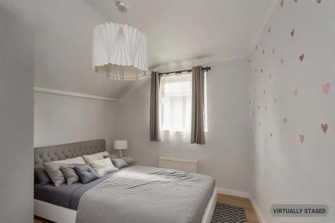 105 Appledore Avenue, Bexleyheath, DA7 6QJ