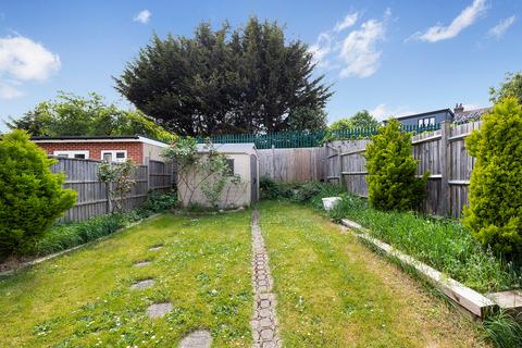105 Appledore Avenue, Bexleyheath, DA7 6QJ