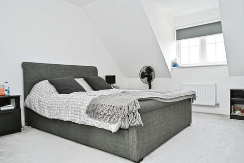 4 Stansfield Close, Bradford, BD10 0EN