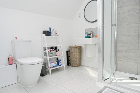 4 Stansfield Close, Bradford, BD10 0EN