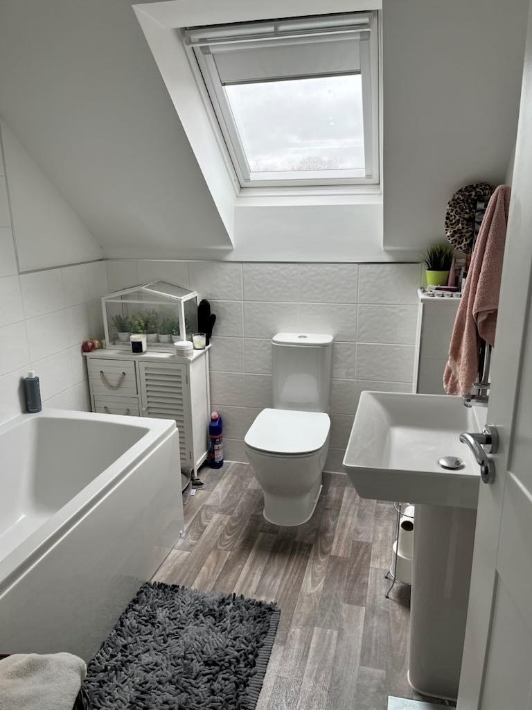 1 garbutt bathroom.jpg