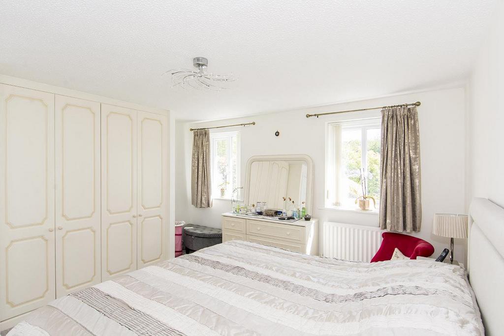 Bedroom One Photo Two