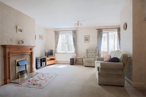 2 bedroom terraced house for sale, St. Marys Mead, Witney OX28